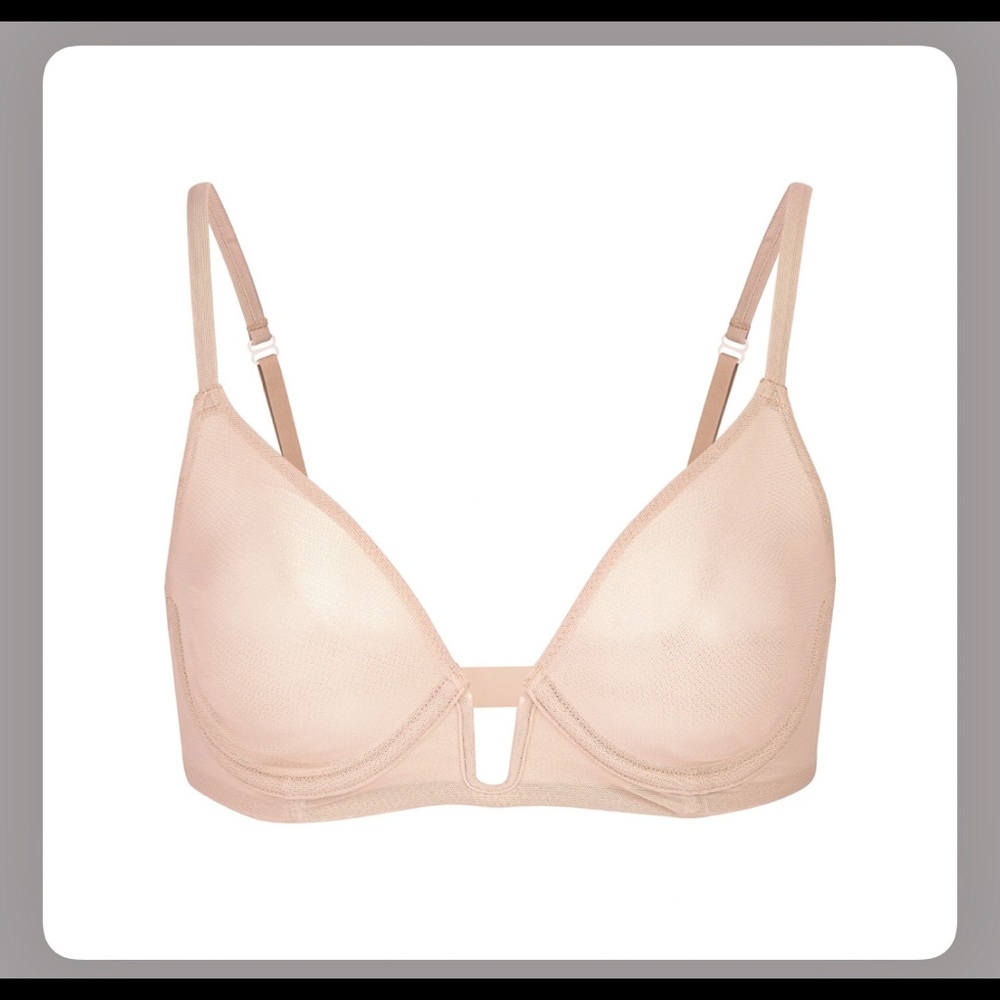 SKIMS mesh one wire plunge bra
